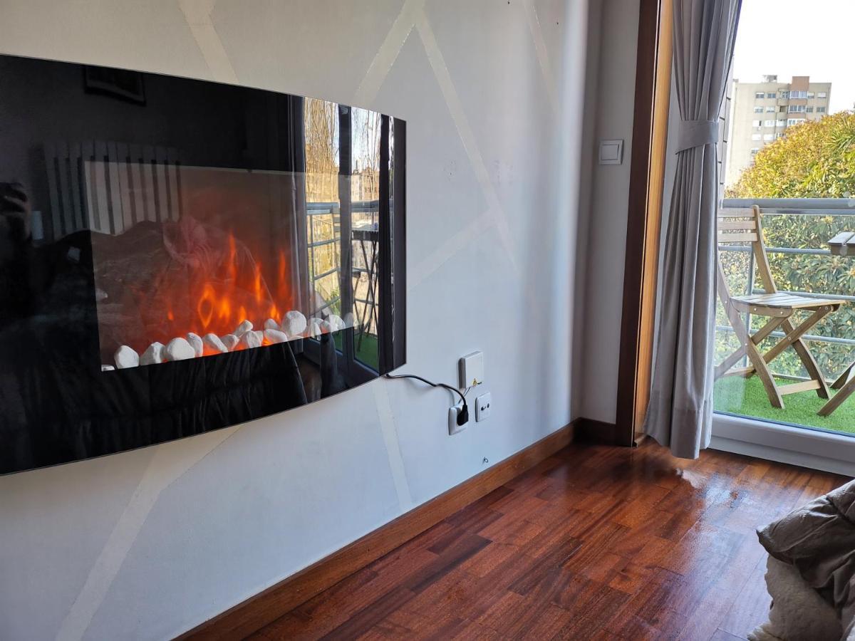 Modern Private Suite With Balcony & Bathroom - King And Queen Beds Vila Nova de Gaia Exterior photo