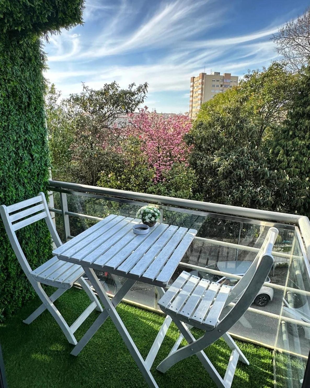 Modern Private Suite With Balcony & Bathroom - King And Queen Beds Vila Nova de Gaia Exterior photo